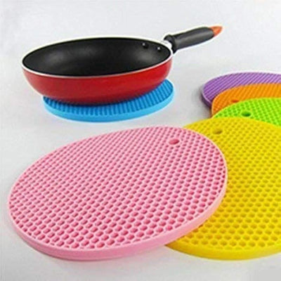 Silicone Heat Resistant Mats for Pans & Pots image 1 PanguDeals Pakistan