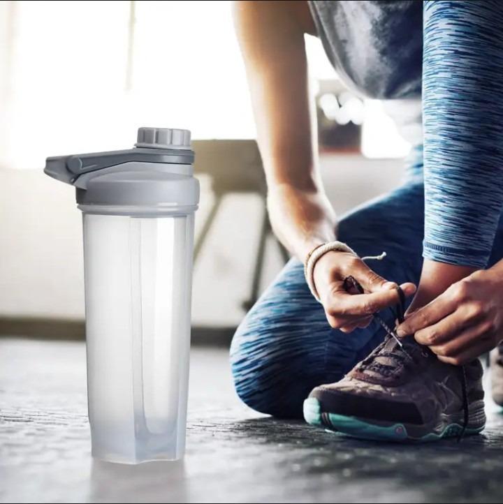 Gym Shaker Bottle BPA-Free Gray Leak Proof image 1 PanguDeals Pakistan